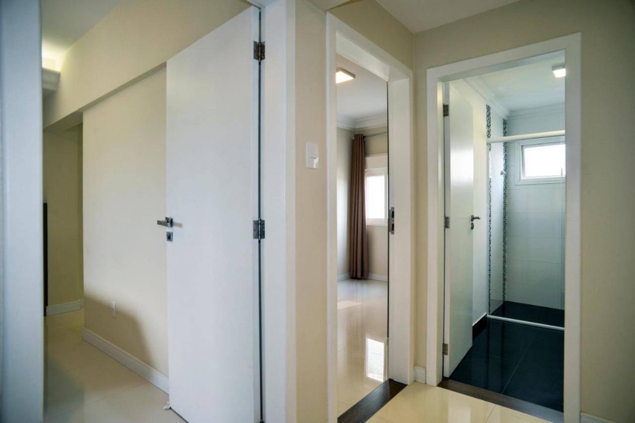 Frente Mar Pe Na Areia, Na Av Atlantica Apartment Balneário Camboriú Екстериор снимка