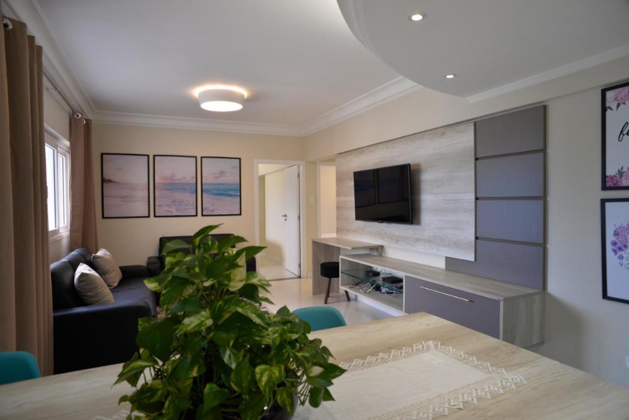 Frente Mar Pe Na Areia, Na Av Atlantica Apartment Balneário Camboriú Екстериор снимка